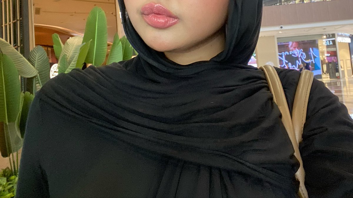 teazzip's tweet photo. kelar kelas geserrrr 💨 https://t.co/hcEoVVx5Fw