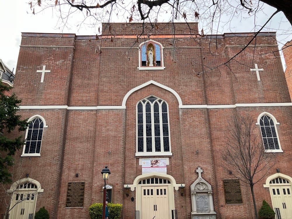 ShaneSchaetzel's tweet photo. This is Old St. Mary’s Catholic Church in Philadelphia, where George Washington and John Adams attended Mass to show solidarity with America’s Catholics during the Revolutionary War period. John Adams was mesmerized by it and wrote about it in detail to his wife. Washington returned, and attended Mass again during the Constitutional Convention nearly thirteen years later.