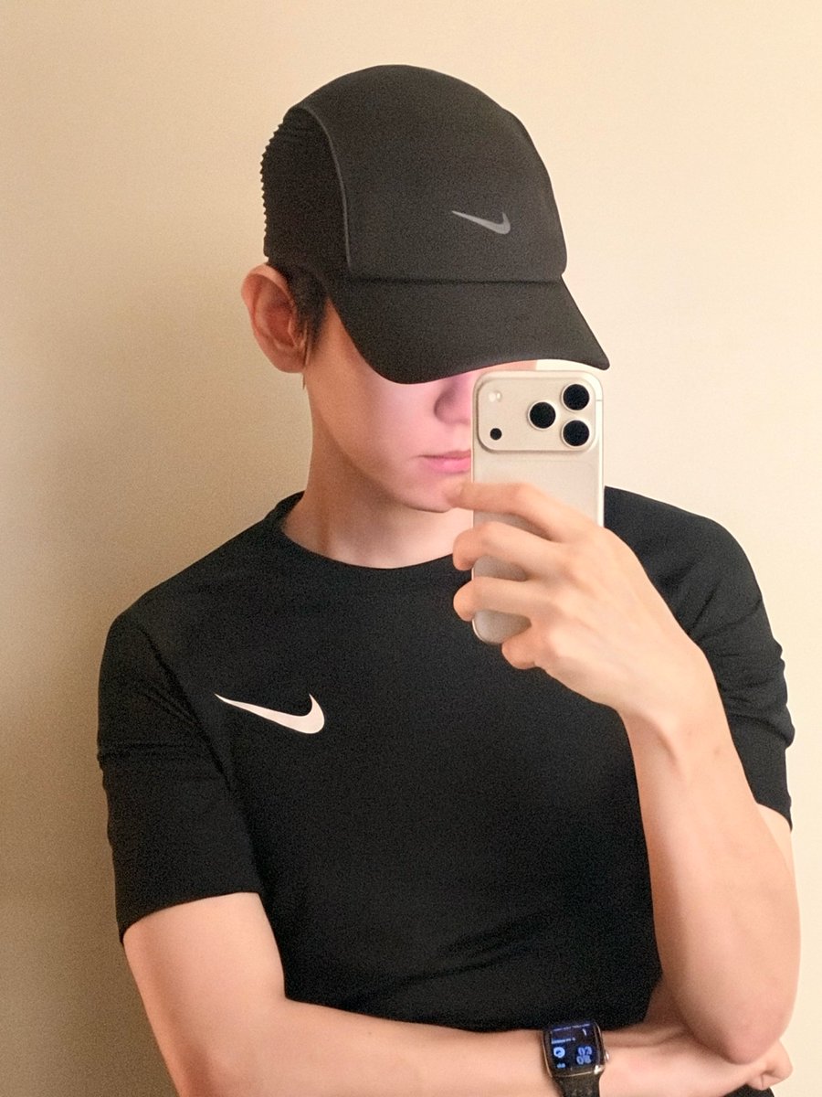 BeBaekHome's tweet photo. ถึงคุณค่ายเก่า ...
หาให้ตายก็ไม่เจอ ต่อให้คล้ายก็ไม่มีนะจ๊ะ 🫠 https://t.co/jvMOwmbKTD