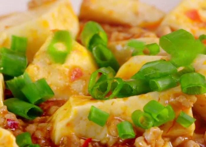 HarperLockplv's tweet photo. [今日メニューは麻婆豆腐！辛さがちょうど良く、让谰韭がアクセントになって最高です。] https://t.co/gfabAPZjrC