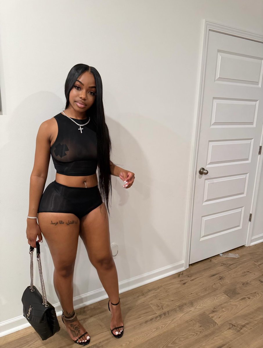 lamani_00's tweet photo. 😩Thick slim https://t.co/EeF8kRMMTC