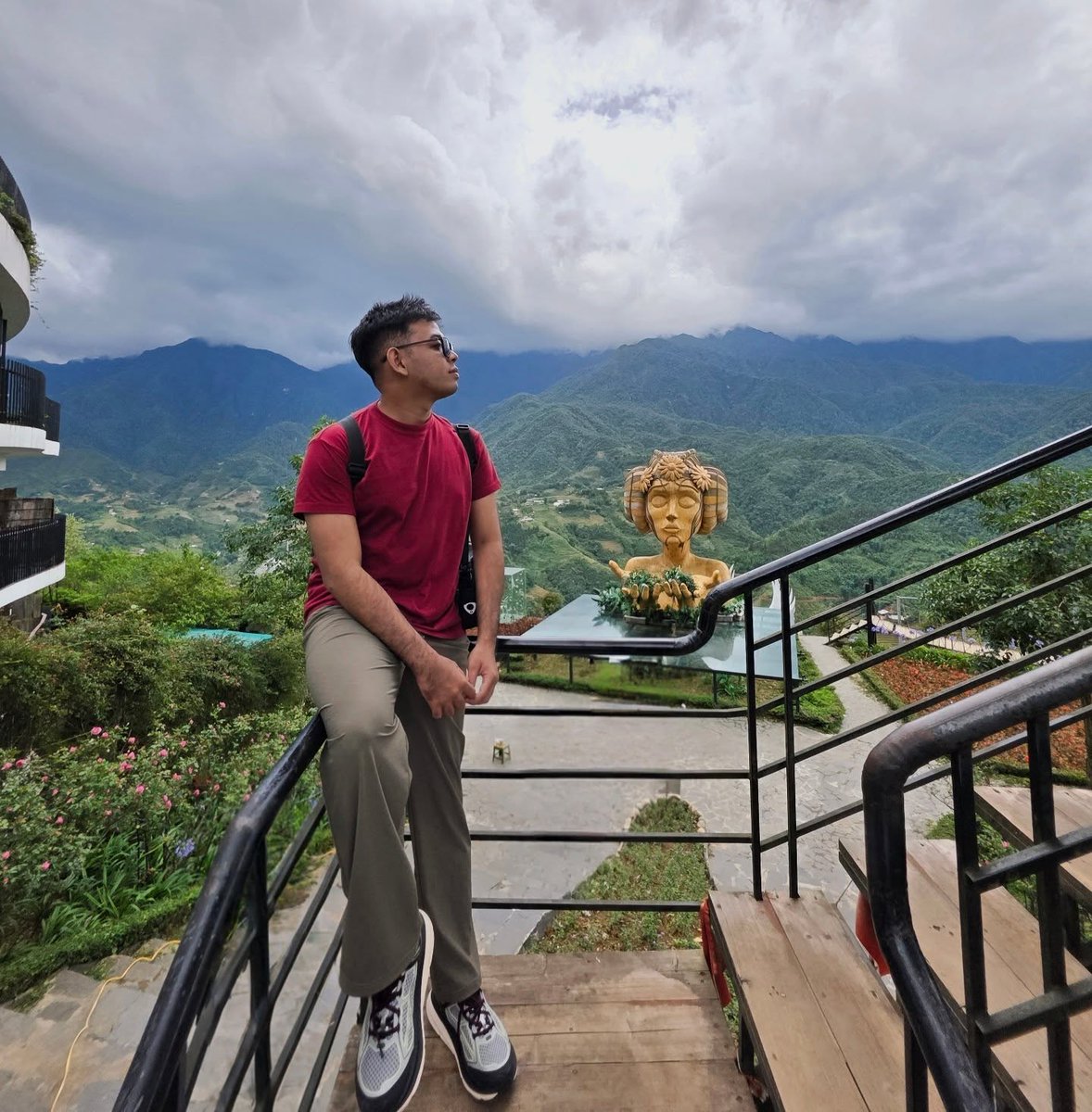 deebomero's tweet photo. Setiap sudut alam punya caranya sendiri untuk membuat kita merasa kecil sekaligus bersyukur. https://t.co/uyqenj8QjX