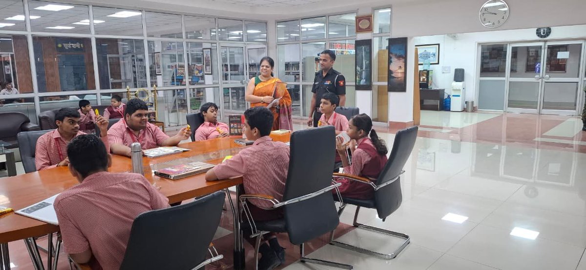 suryacommand's tweet photo. “𝗘𝘃𝗲𝗿𝘆 𝗖𝗵𝗶𝗹𝗱 𝗠𝗮𝘁𝘁𝗲𝗿𝘀, 𝗘𝘃𝗲𝗿𝘆 𝗠𝗶𝗻𝗱 𝗗𝗲𝘀𝗲𝗿𝘃𝗲𝘀 𝘁𝗼 𝗦𝗵𝗶𝗻𝗲.” 

Children from  #ASHASchool, #Lucknow, visited Surya Library, HQ #CentralCommand, where they explored books and experienced the joy of learning in a welcoming and engaging environment.

The visit reflected the spirit of inclusive education, fostering curiosity, confidence and equal opportunities for every child to learn, grow and thrive.

#IndianArmy #SuryaCommand #ASHASchool #InclusiveEducation #EqualOpportunities #LearningForAll

@adgpi
@ProDefLko
@PROdefprayagraj
@PIB_India
@HQ_IDS_India
@PRODefDehradun
@UBArea_IA