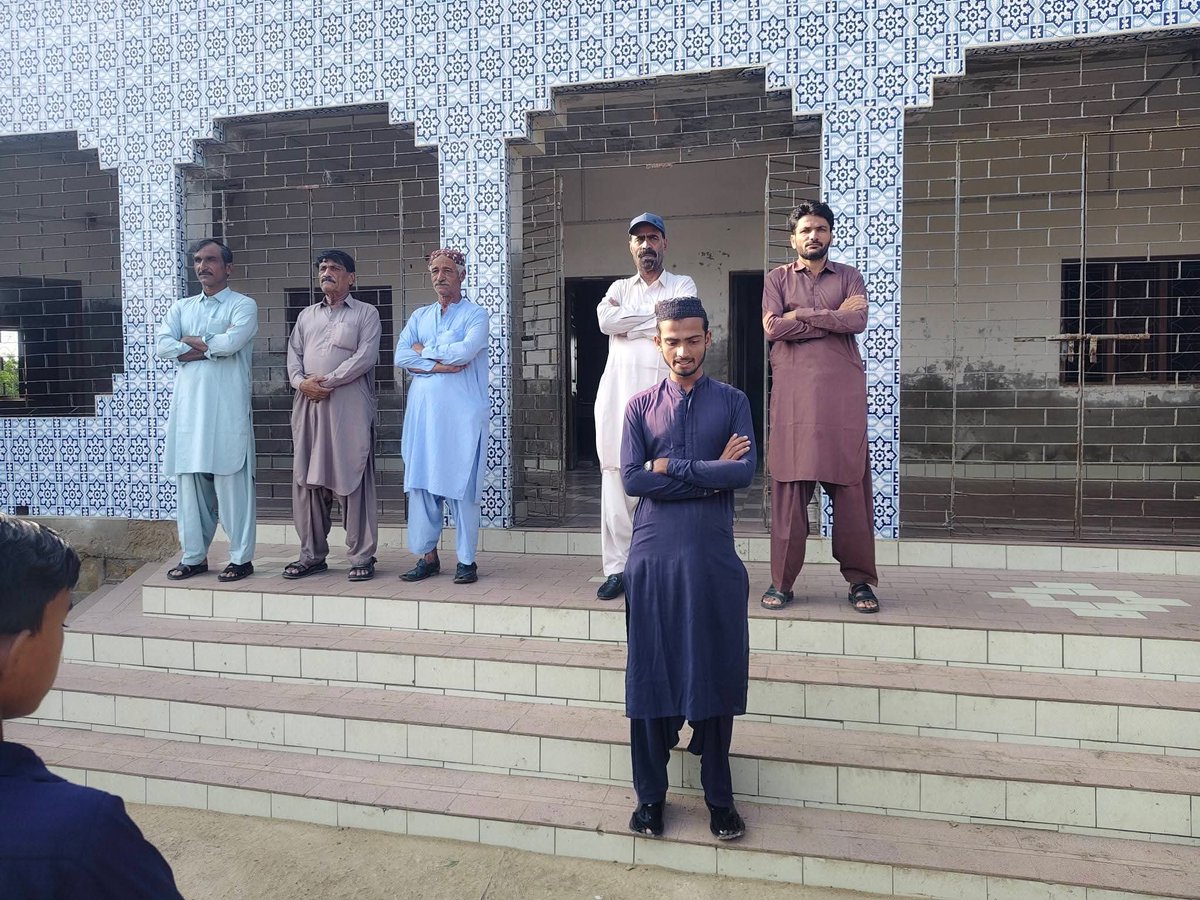 SELDGOS's tweet photo. Morning assembly at Government Boys High School Mir Allah Bachayo Talpur, District #Badin was conducted with students actively participating in a disciplined and engaging learning environment. 

Such assemblies help promote confidence, character building, and a positive school culture among students.

#SELD #SindhSchoolsReimagined #EducationForAllSindh #SindhSchoolsReimagined #EveryChildInSchool
@sardarshah1 @BBhuttoZardari @MuradAliShahPPP @MinisterEduGos