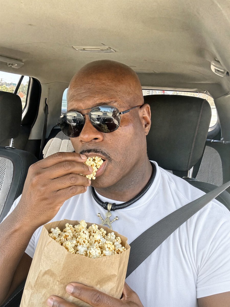 ofcrdeonjoseph's tweet photo. So the investigation of Ilhan Omar began under Biden.  A left leaning judge in DC actually signed the search warrant for the raid on her house.  So Biden started it, Trump is finishing it and a judge saw the allegations and felt it was enough to move forward.  So everyone can chill.  Keep the popcorn a poppin’!