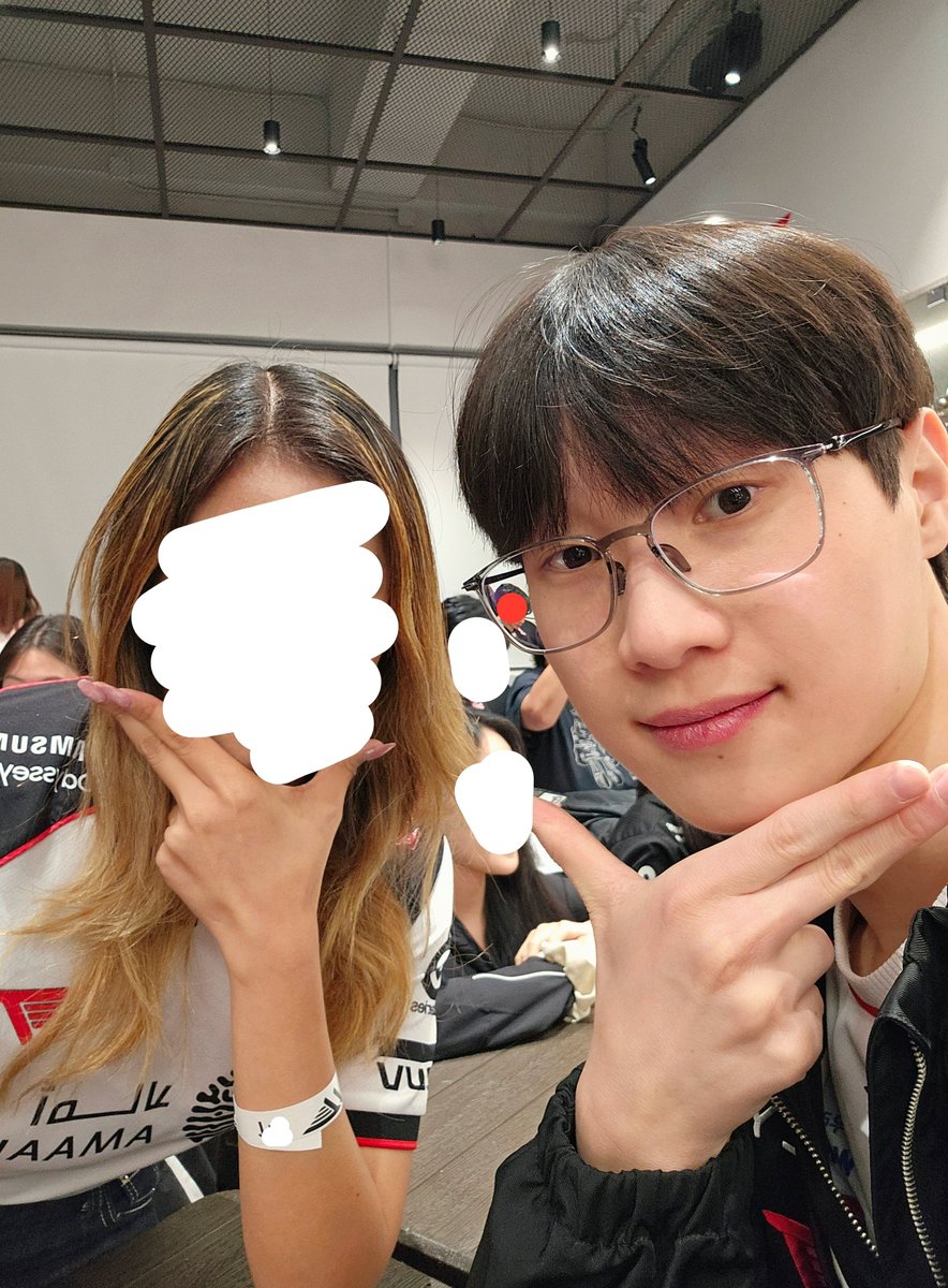 kaminoko__ys's tweet photo. 261002 Post-WSCI fanmeet
#T1A #Painter #๊น์ํ #ํ์ธํฐ https://t.co/JTOxDaxPOF