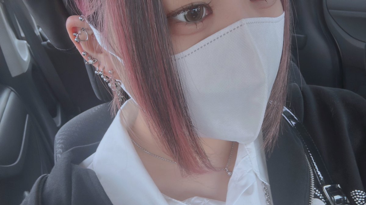 poga_lv3's tweet photo. おしごとに向かっているჱ̒ ᴖ⩊ᴖ ） https://t.co/ARyqpwGAk0