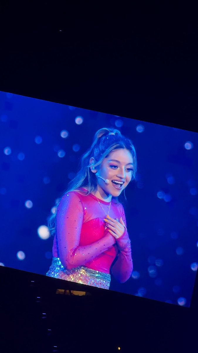 ximenam0502's tweet photo. Brillando como siempre ๐ฅน๐
#soylunaenvivo #meridayuc
@karolsevilla https://t.co/boOigSER7c