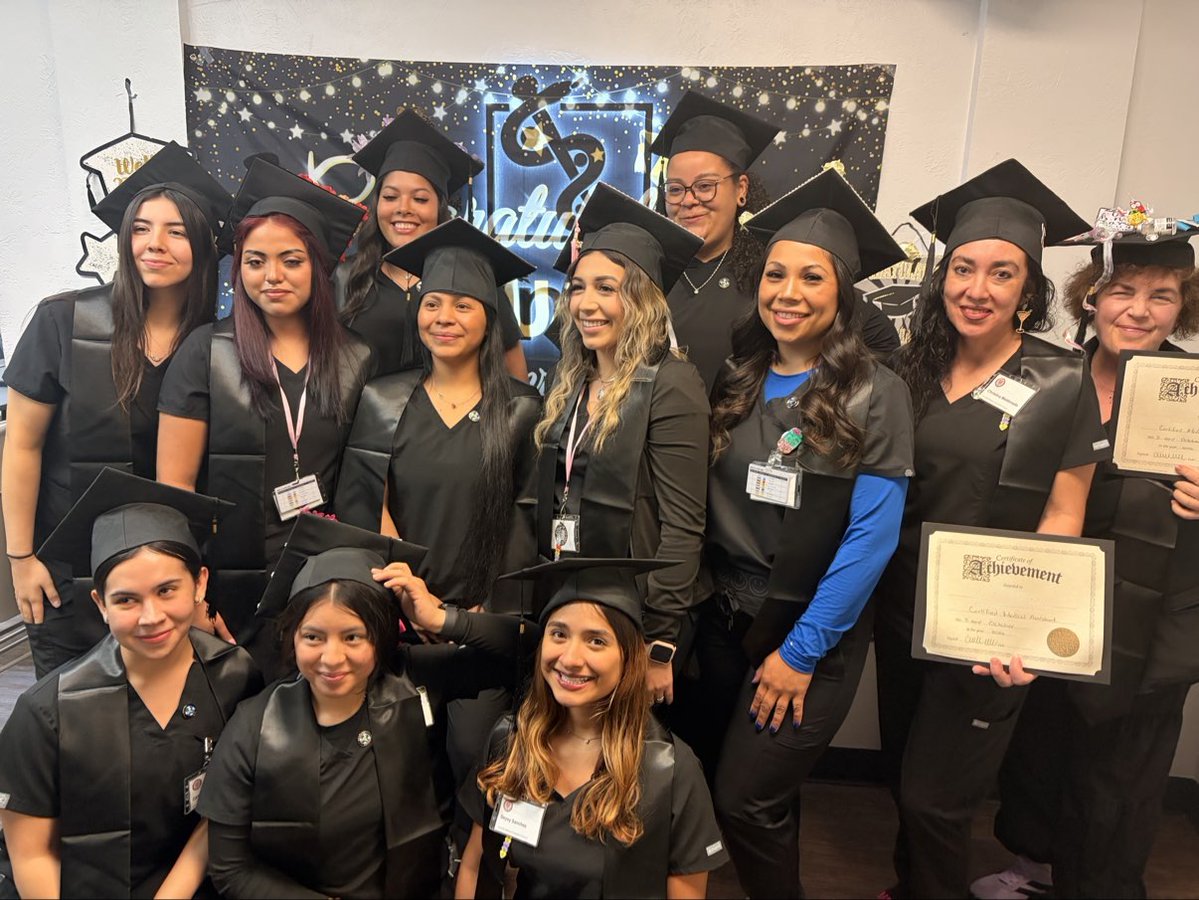 Amarillo_MAS's tweet photo. Congratulations to this week's Medical Assistant School graduates! Your hard work shows in your skills and readiness. #MedicalAssistantSchoolGraduate #MedicalAssistantSchool #NewChapter #ProudMoment https://t.co/B7j2NtaTbG