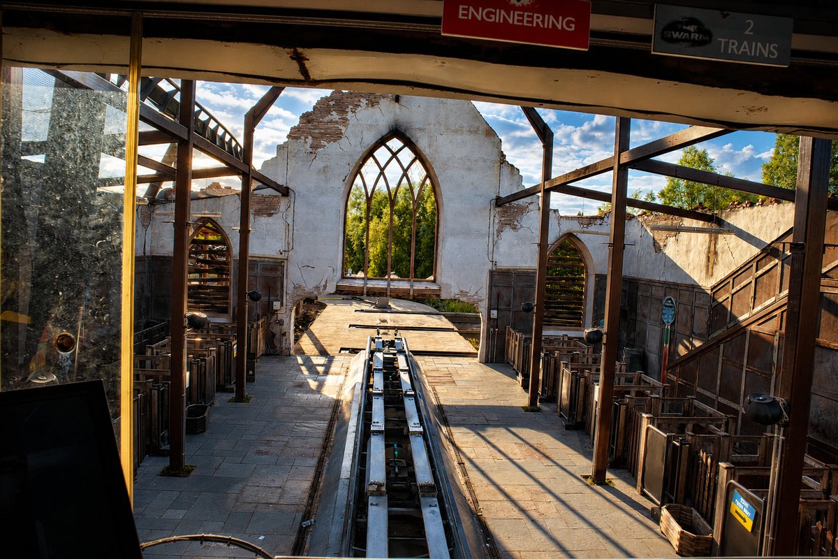 MCNLNUK's tweet photo. The Swarm 👽

Have you ever got close and personal with this gorgeous B&amp;M Wing Coaster?

These pictures were taken with permission from the park as part of an experience.

📸 MCNLN | Through My Lens
#thorpepark #vip #behindthescenes #fyp #theswarm #photography #themepark https://t.co/dcKoQYGOjG