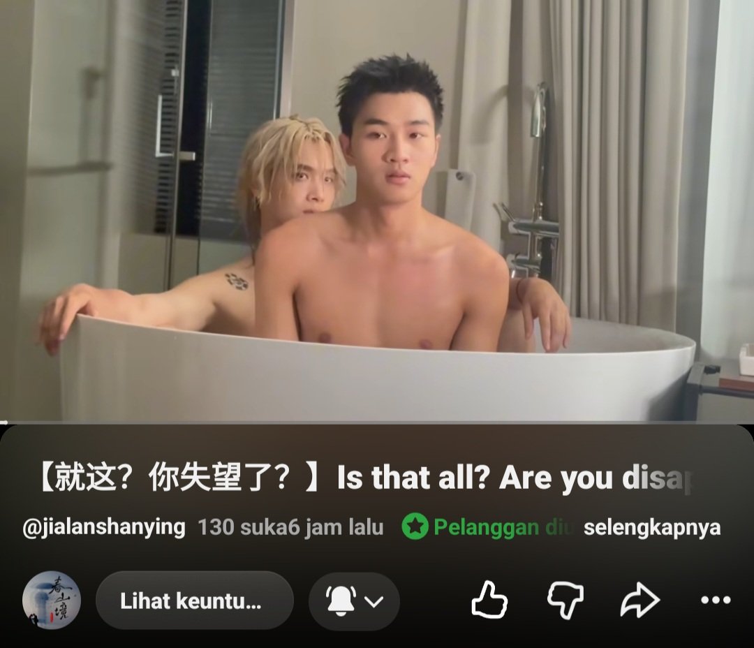 jerukkopyor's tweet photo. Kagetnya tu kaget banget buka hp ada notif sianying upload video ini mana uploadnya jam 1 dini hari lagi, jamnya aku masih di dunia mimpi 😭 
Tapi seneng sih pagi pagi mata jadi seger liatin mereka mandi bareng 🤣

makasih ying akhirnya membershipku gak nganggur @jialanshanying https://t.co/KBOC2VRgqM