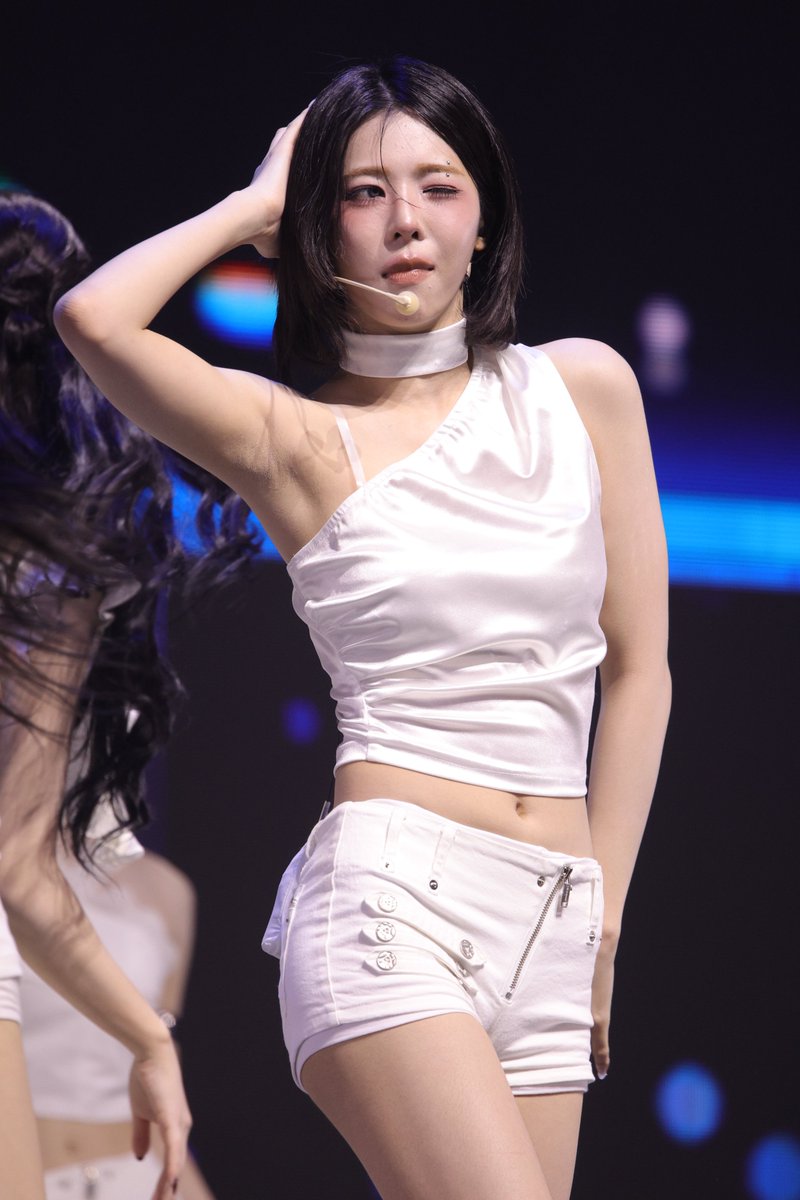 NANADATA477's tweet photo. 261011 트리플에스 콘서트 다현 데이터
tripleS DAHYUN Concert Data

📸모든 고화질(HQ) 사진을 보려면 아래 링크를 클릭하세요!
📸Click the link below to view all HQ photos!💛

#tripleS #DAHYUN #트리플에스 #다현 https://t.co/GfkdzN1Dxu