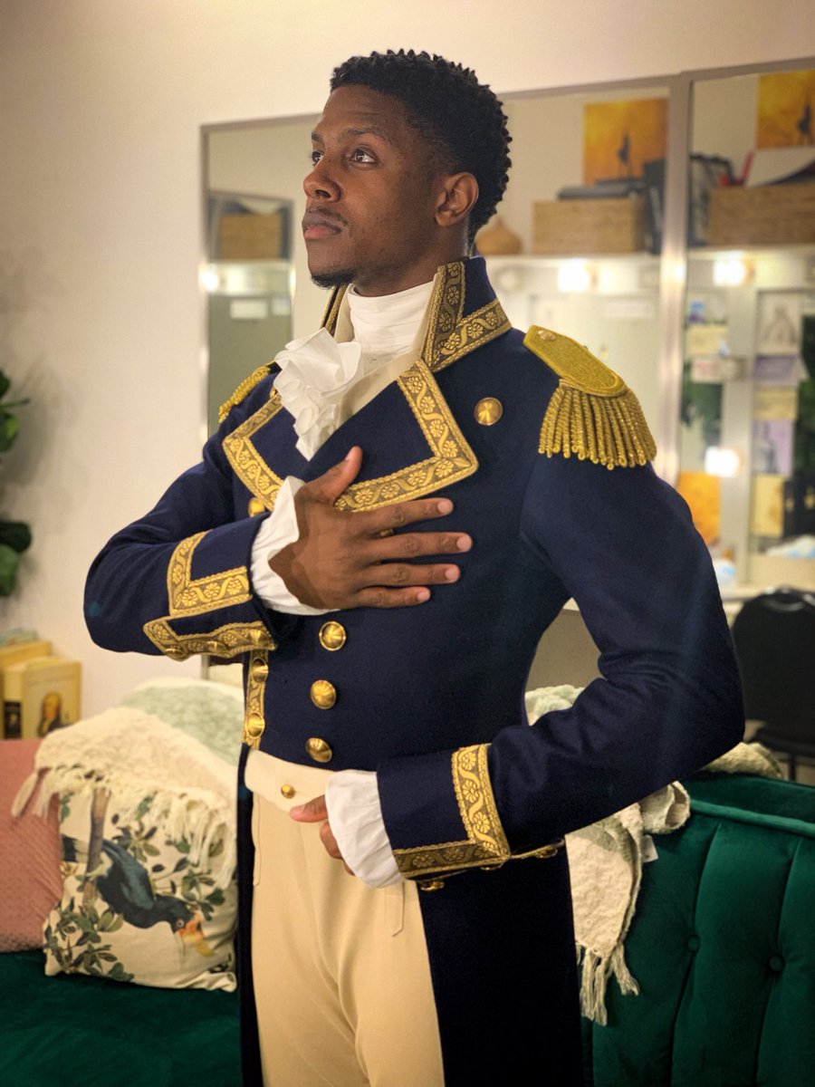 _vincenthooper's tweet photo. @filled_popcorn not sure this counts as regency wear but… https://t.co/6KRjy8IsqQ