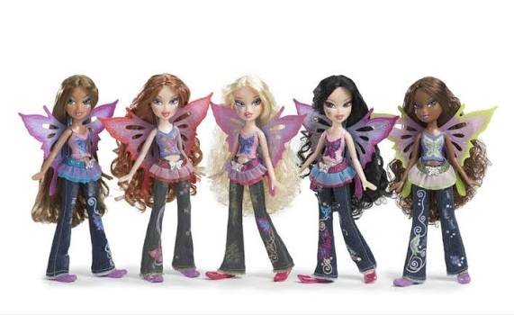 Studio420Bunny's tweet photo. BRATZ FASHION PIXIES!?! Which era do you prefer? https://t.co/pHBzDxJhbv