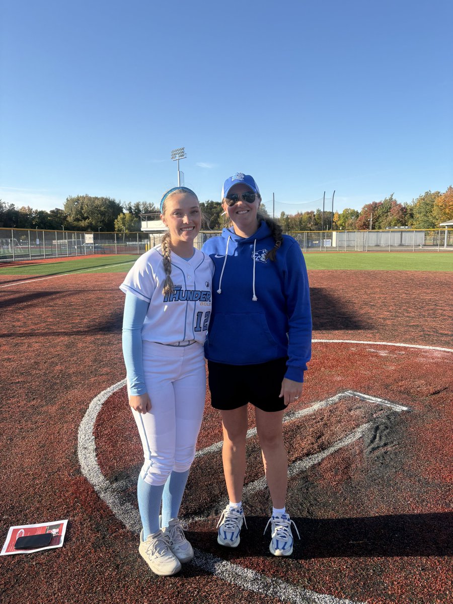AddisonWaldo29's tweet photo. Had a great time @CCSUsoftball! It was awesome working with @CoachGleason @PtrckHldn and the rest of the CCSU players. Thank you for a great camp!

@RITG_Hopkins @CoachDocHop @thunderjam134 @BobRossiRITG @k_jacklets https://t.co/PnVbgbdQSl