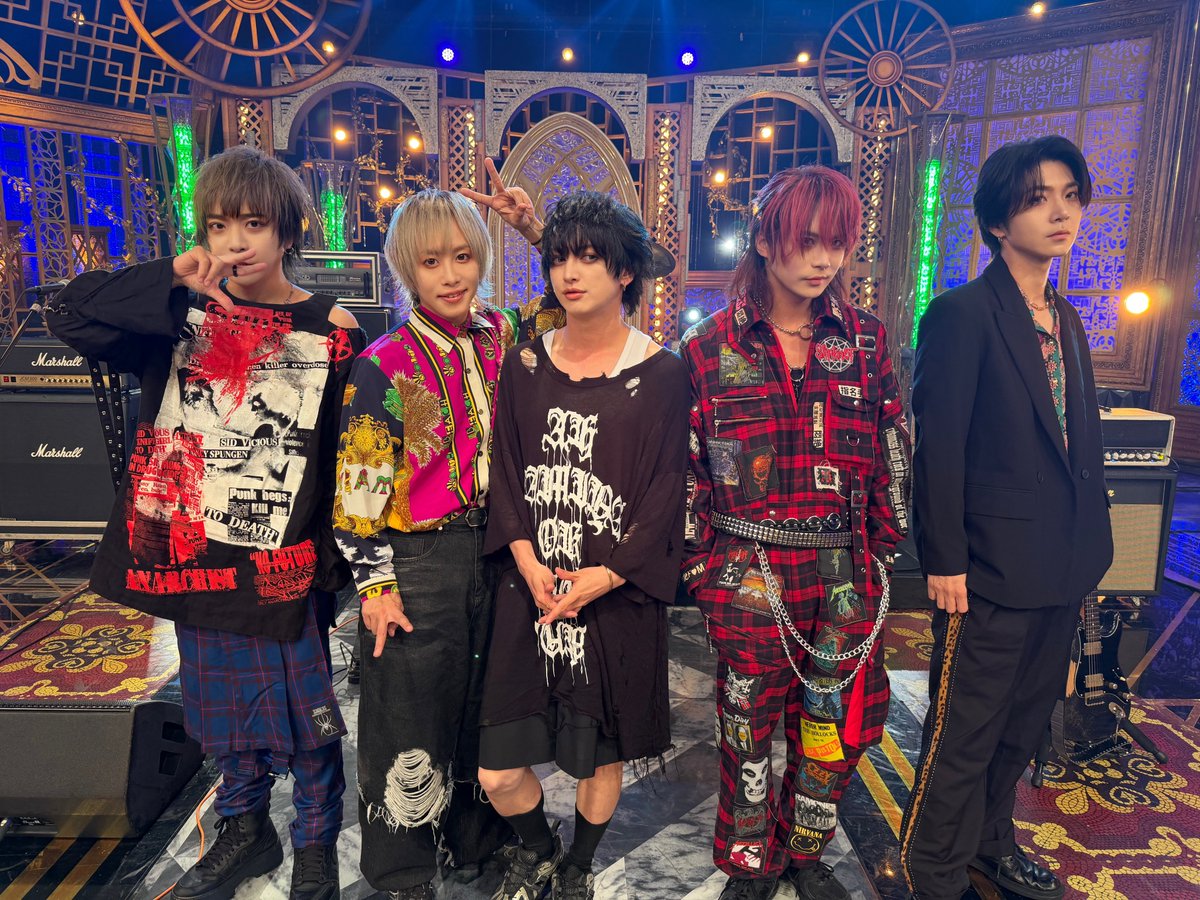 tx_melodix's tweet photo. 【ゲスト】OWV、シンガーズハイ、渡會将士、BugLug
【MC】南海キャンディーズ                      
本日10/19（月）26:50〜テレビ東京にて放送です。 https://t.co/wQyeo2wUjA