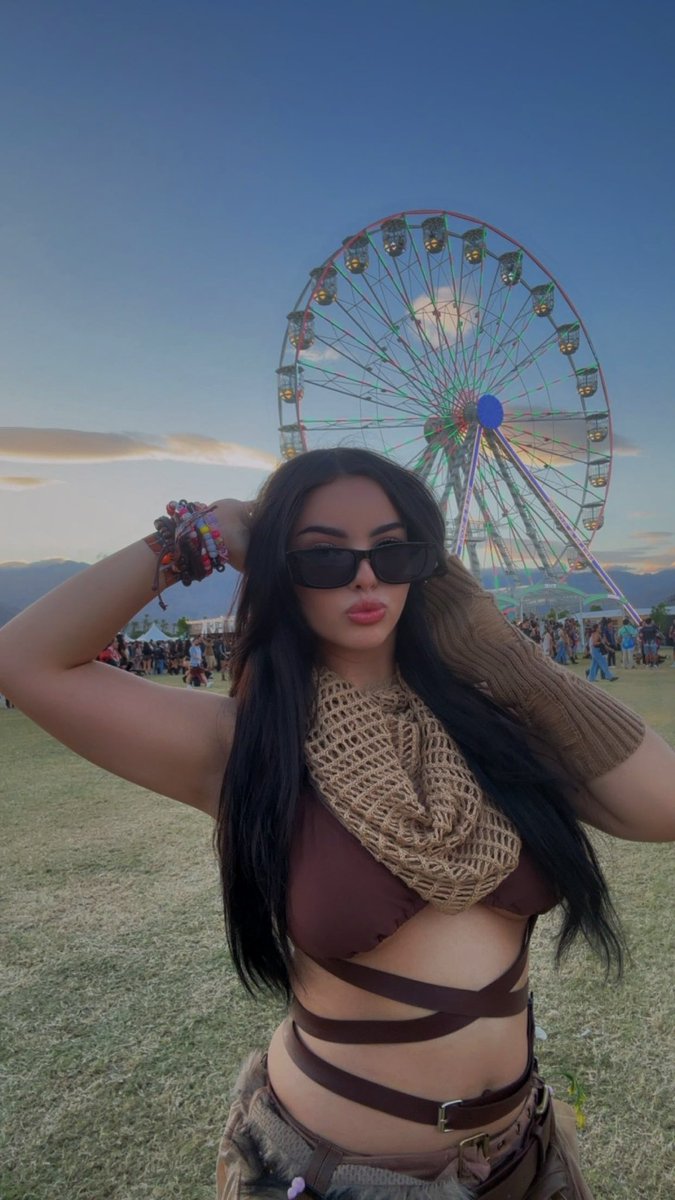 vickabies's tweet photo. 🌴 🎡 https://t.co/2mye0Rgoz8