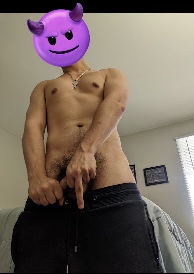 weVlthdrainer's tweet photo. 🔁RT Game🔁

$2/comment (3 max - will be read on space)
$4/RT
$4/like
2 hours

Another f$g is getting fucked into debt tonight and I’m taking control of his key. Gooning to the numbers going up, while fucking his mind up. Space starting soon https://t.co/G20O2KPxsL