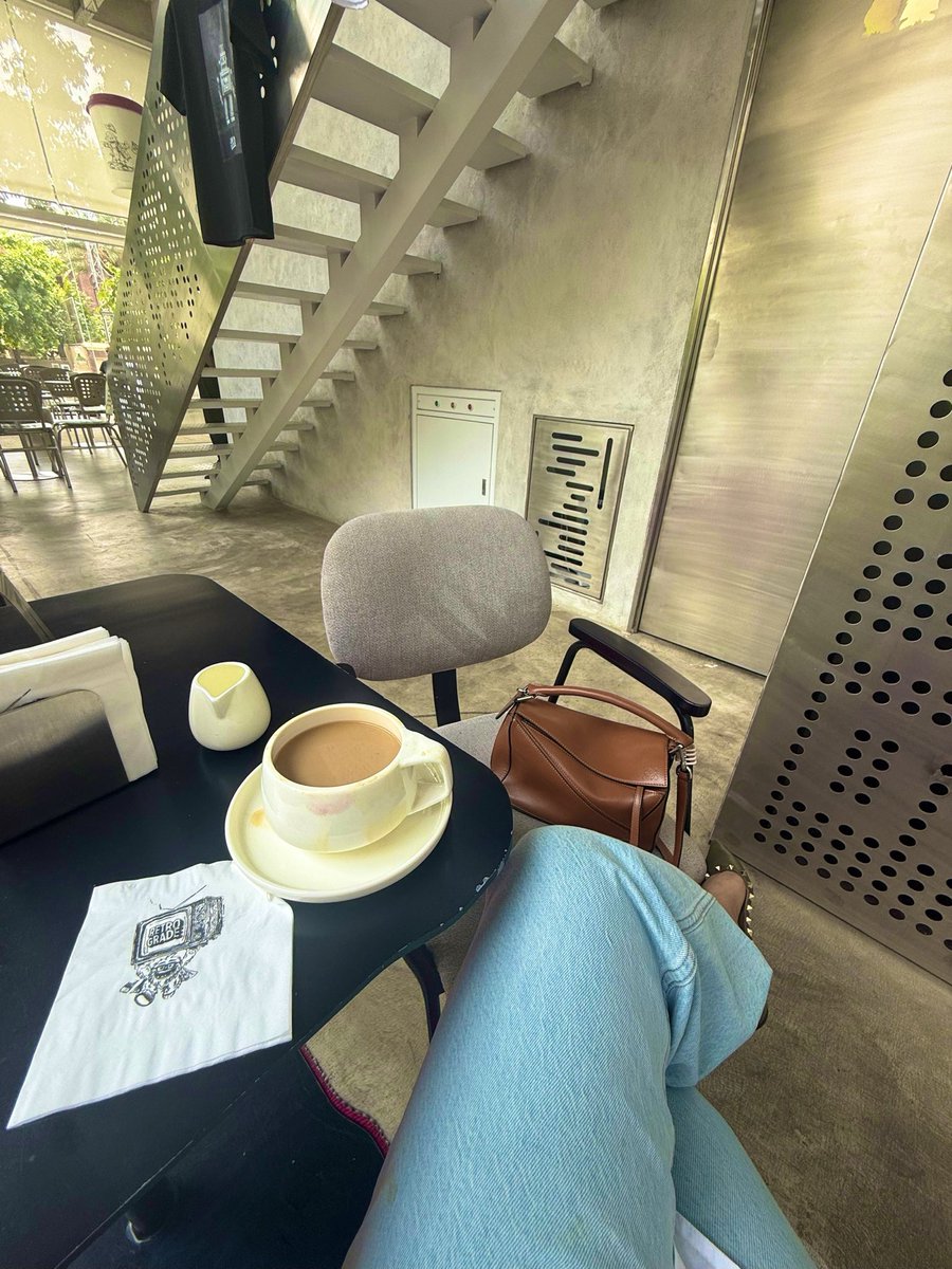 bee_asks's tweet photo. Reminiscing ☕️ https://t.co/MkdydcmvXh