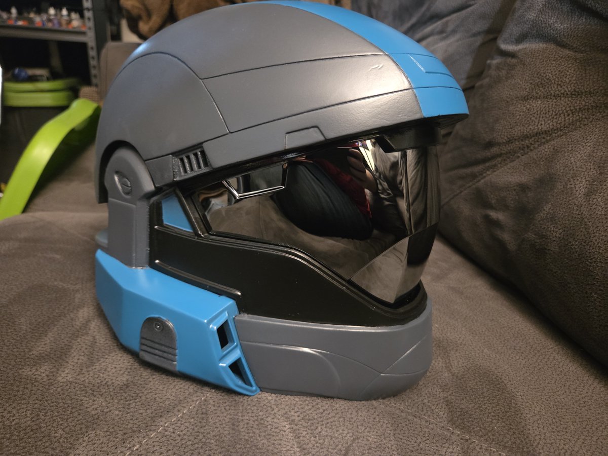 SpookyGhoste's tweet photo. Odst helmet done https://t.co/ssQb32frOQ