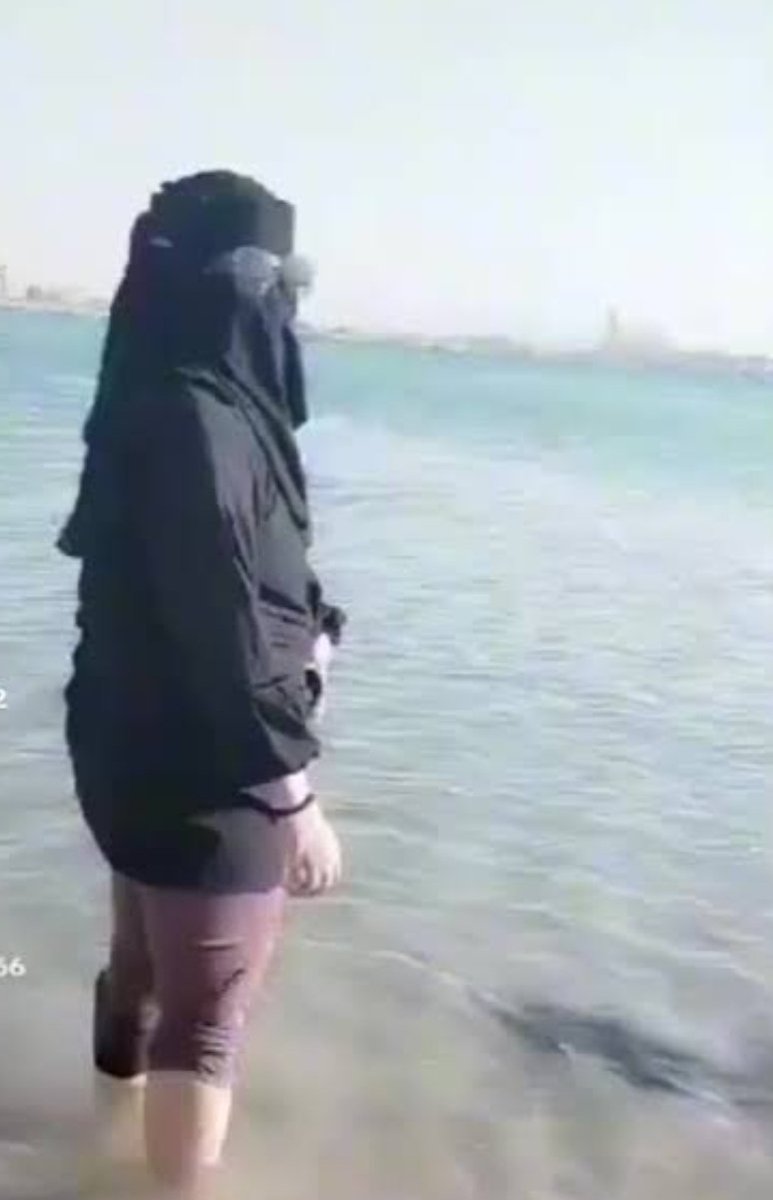 eeeeytd7jl's tweet photo. ماذا يكون شعورك وانت امام البحر https://t.co/66SPi4R0SP