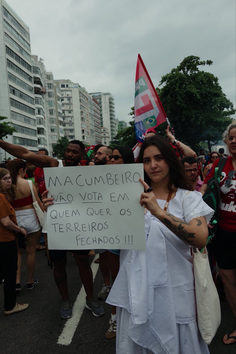 luizavidinho's tweet photo. macumbeiros com Lula ⭐️❤️✨

Copacabana 12.10.2026 
#Lula13 https://t.co/fNE07836P8