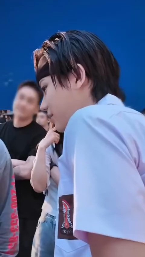 ohyulaut's tweet photo. sebuah gambaran satu sekolah satu angkatan sama 2yulz nih begini kali ye :V https://t.co/RPuzHpXW6Q