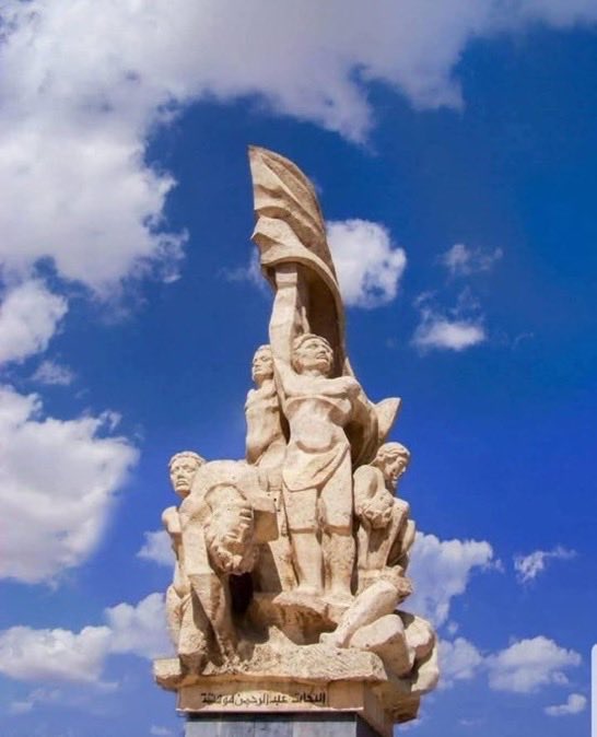 Partisangirl's tweet photo. BREAKING🚨 In Syria, Jolani has removed the statue of Saladin in front of the gates of Damascus! 

The statue portrays the defeat of the French king at the hands of Saladin. Last year Jolani also removed a Statue representing the Syrians martyrs who resisted French occupation.

Jolani destroying Syrian just like ISIS did! Did @EmmanuelMacron put him up to this?