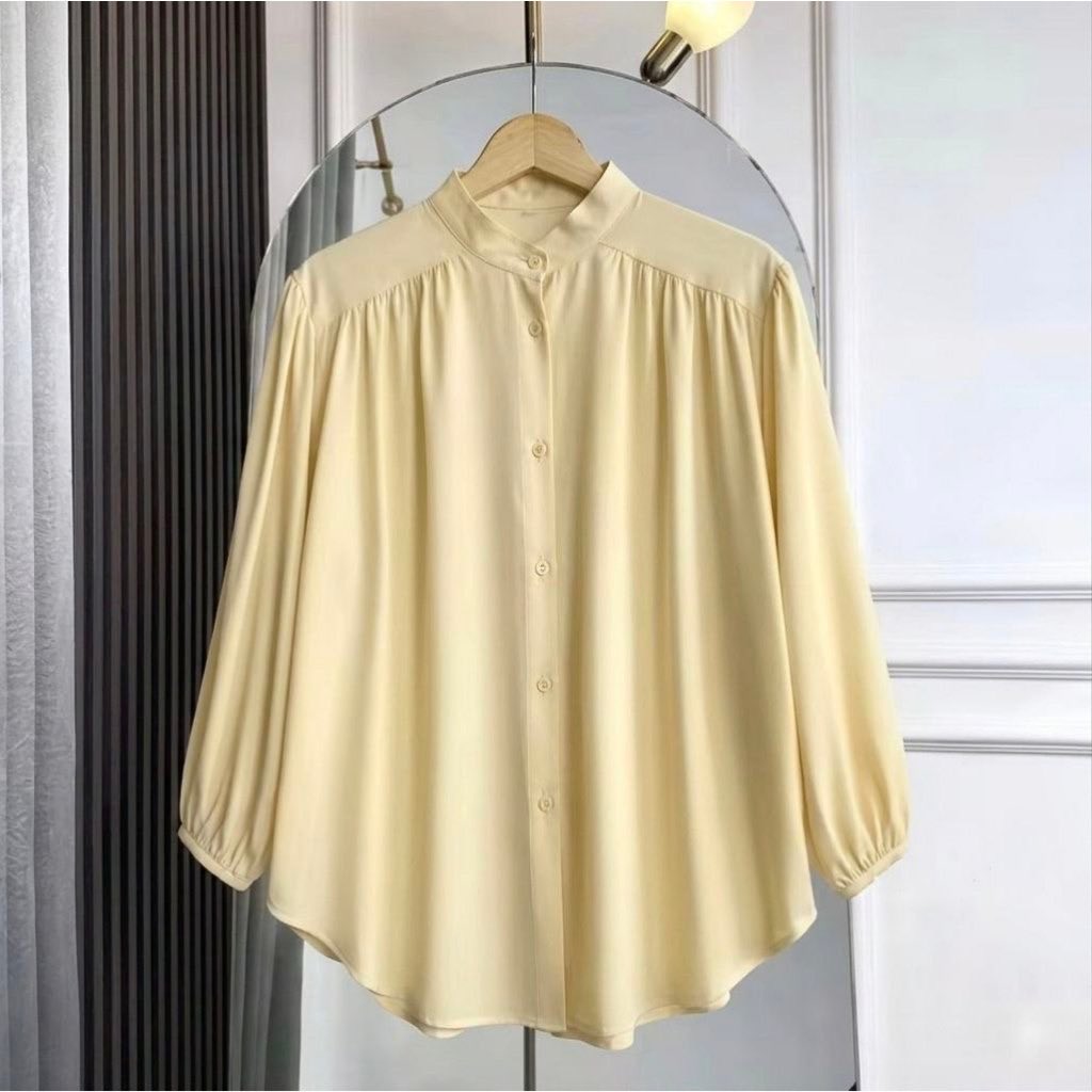 CacaAmeliaa9ly's tweet photo. Bingung cari blouse yang sopan tapi tetap stylish? 😍 Blouse ini bikin outfit simpel terlihat elegan tanpa ribet! 💜

#BlouseWanita #AtasanWanita #OutfitKekinian #FashionWanita #ShopeeAffiliate https://t.co/U00OGUl2Q2