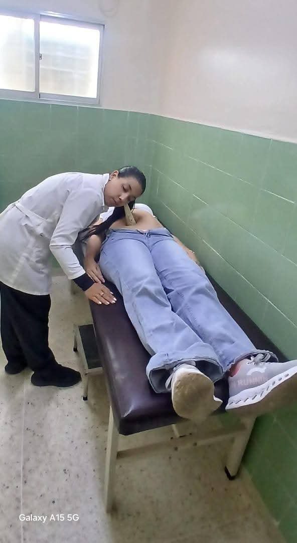 AlibethPelegrin's tweet photo. ¡Haciendo una obra maravillosa con el corazón!  Desde el CDI Tamare (Zulia), la Brigada Médica Cubana ratifica su compromiso diario brindando atención con excelencia, amor, humanismo y profesionalismo al hermano pueblo venezolano. 🇨🇺❤️
​#CubaCoopera #CubaPorLaVida https://t.co/XMVbdmoHN9