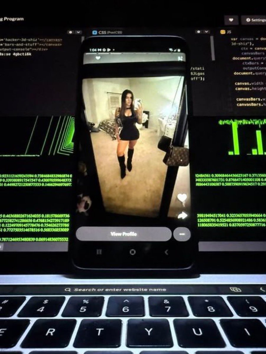 NokwethuC's tweet photo. I do social hacks dm via telegram for fast response #minichat #snapchat #teenageee https://t.co/R2owAFMTqo