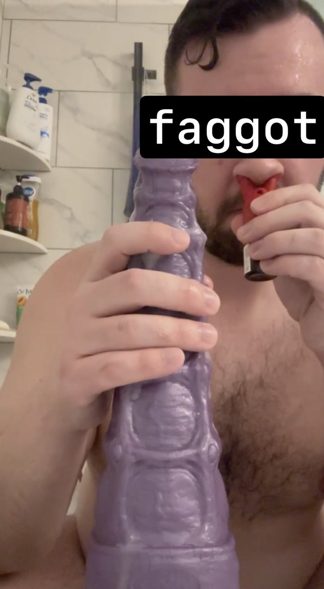 PupHermes's tweet photo. Training your puppy to forget about their nub. @Pup_Locke https://t.co/ykRRJOGpm9