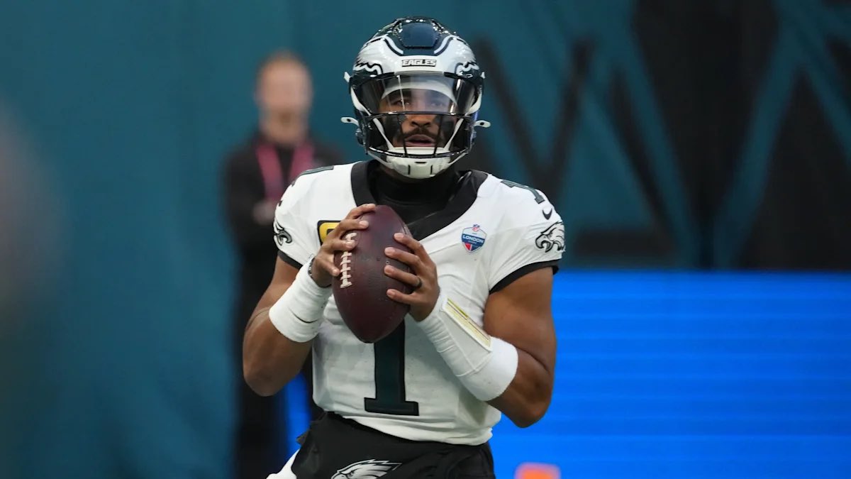 RollPhillyDawgz's tweet photo. I think now is a good time to mention that Jalen Hurts has more passing TDs than Allen, Lamar, Herbert, and Stafford.

I know this will piss a lot of people off https://t.co/SYX0OlWtnf