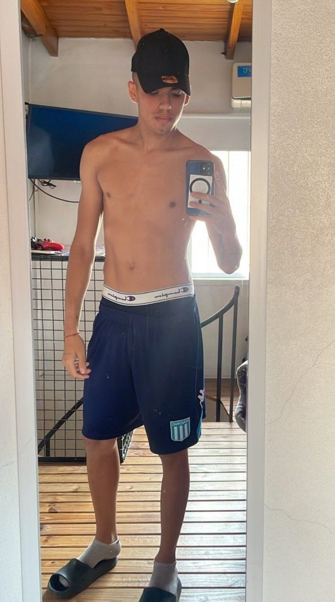Machxsdea's tweet photo. Futbolista 🔥 https://t.co/DXUqzwpFl4