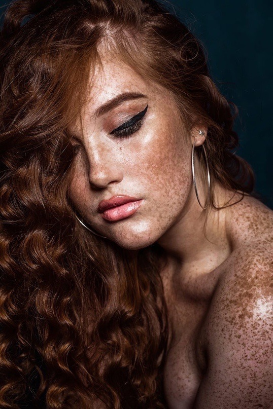 FrecklesGlow's tweet photo. Like and retweet if you love her! #freckles https://t.co/oks4cf6KC7