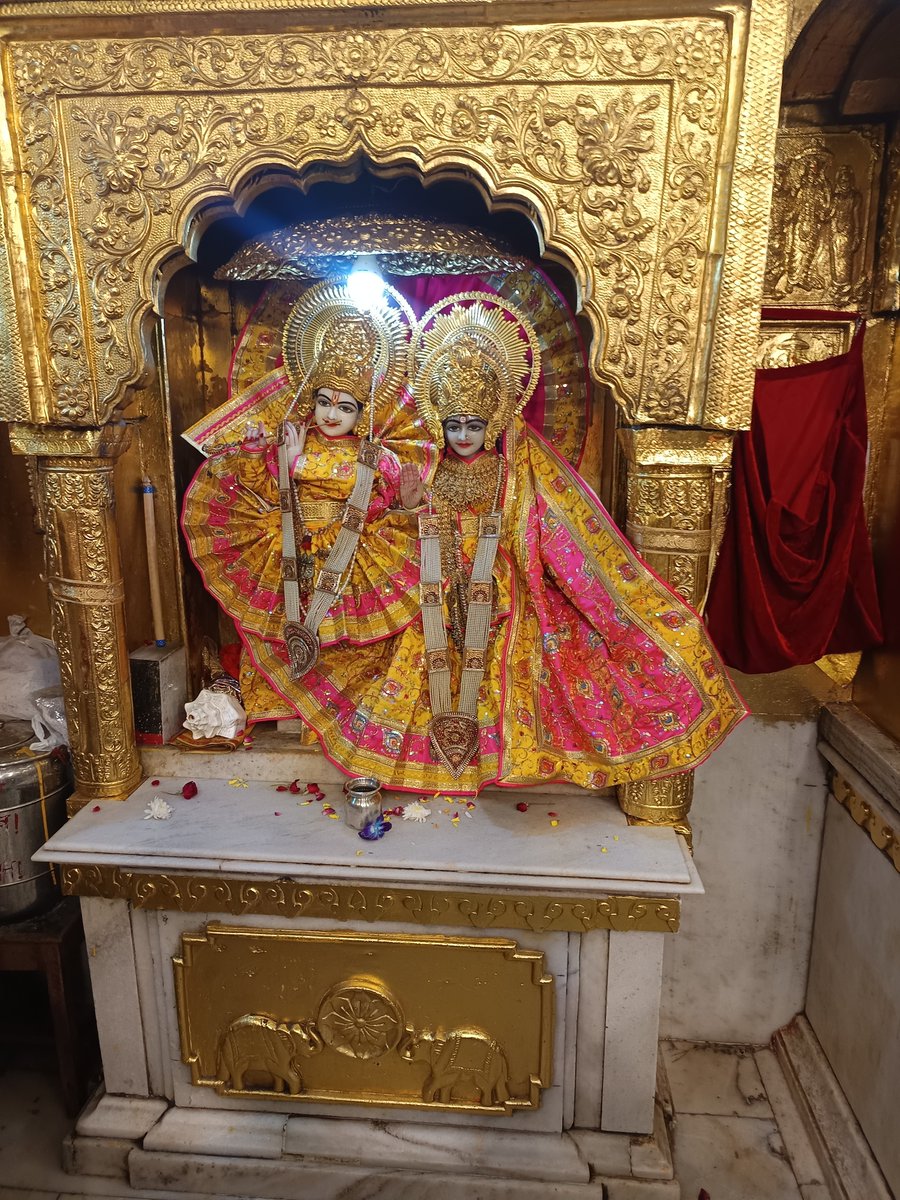 GaurVakul's tweet photo. जय श्री राधे-राधे🌹🙏🏻
जय श्री सीता राम जी🌹🙏🏻
#संकटमोचन #महाबली #बजरंगबली #हनुमानजी की जय🌷🙏🏻 #CP, #New_Delhi
#२०८३_विक्रम_सम्वत् #आश्विन #नवरात्रि #तृतीया #13Oct2026 #मंगलवार #Tuesday
#राधे_राधे #जय_श्री_सिया_राम #shriram #ram #राम #श्रीराम #जय_श्री_राम https://t.co/jgj4OLjFch