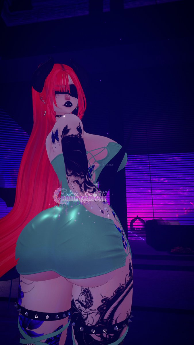 Bstormvr_'s tweet photo. 𝕲𝖚𝖊𝖘𝖘 𝖜𝖍𝖔? (𝖒𝖔𝖗𝖊 𝖘𝖔𝖔𝖓) 🌿🖤

#vrchat #fbt #poisonivycosplay #vrchatnsfw #lewdpov #lewdvrc #nsfwtwt #poisonivyvrchat https://t.co/qI8DeZyI6T