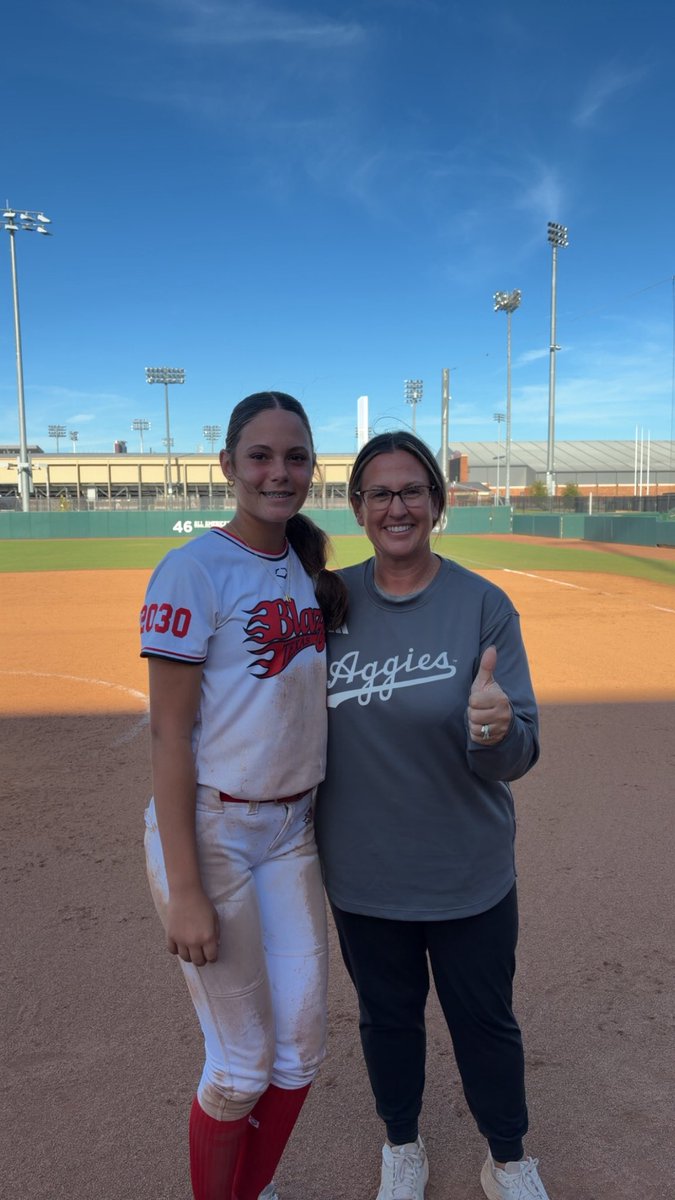 HannahSext1186's tweet photo. Great day in AGGIELAND!🤠 Huge thank you to @AggieSoftball for hosting this amazing camp to learn new things and complete!…🔜 Hotshots collage showcase❤️
@JHS_WarriorSB @blazeunited14 @jeffharger @Trisha_Ford @AleeexIbarra @BlazeUnited16u_ https://t.co/iVaBRdmcsw