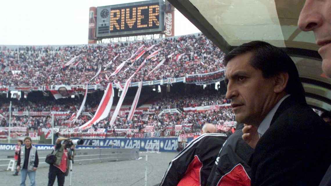 GabrielCasazza's tweet photo. Esta cuenta banca fervientemente la vuelta de Ramón Díaz a River. https://t.co/6S62d87pEi