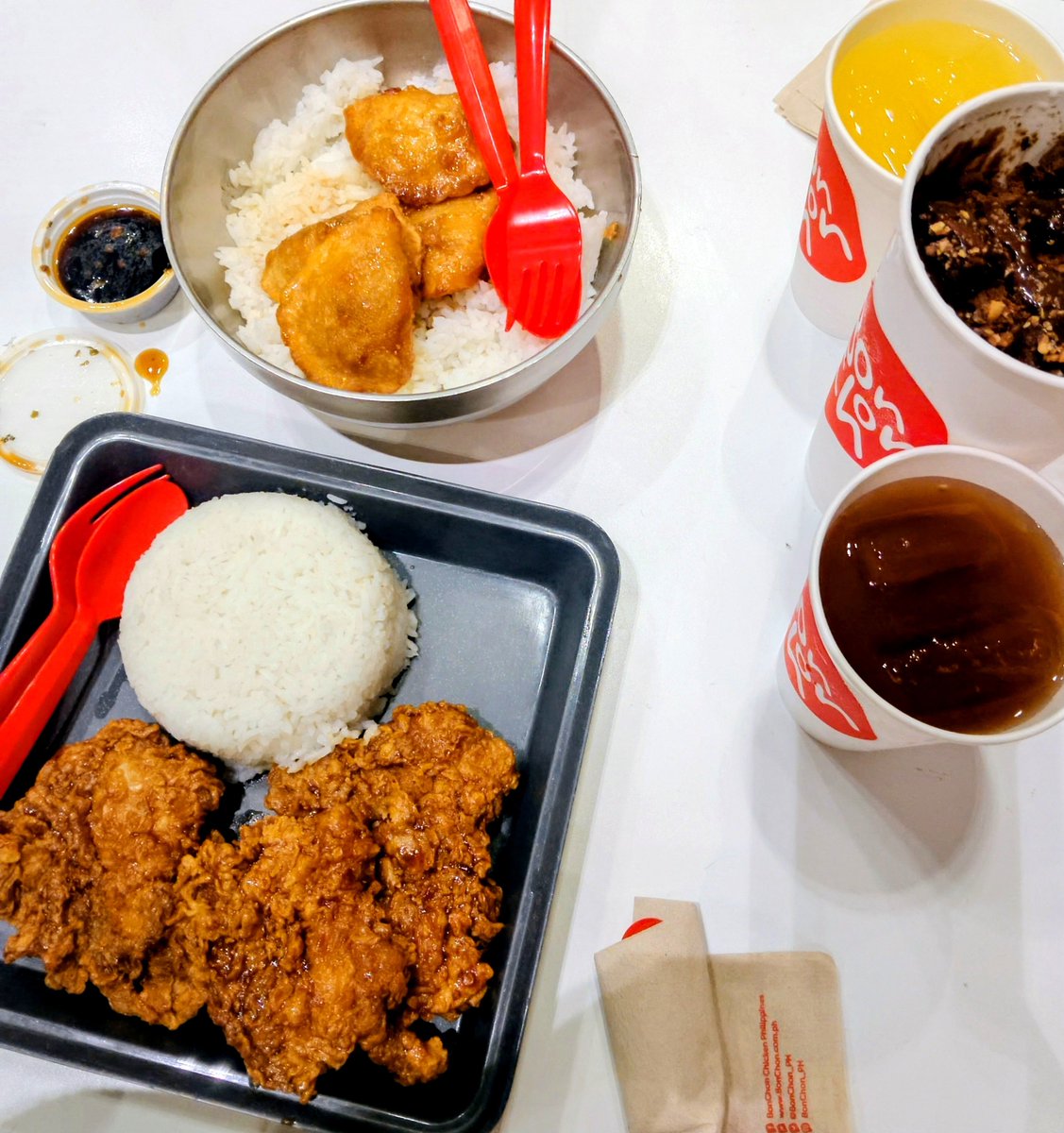 Llroaa99300's tweet photo. Happy Lunch guys😋

Mhie anong ulam? https://t.co/nq2kQqMSqE