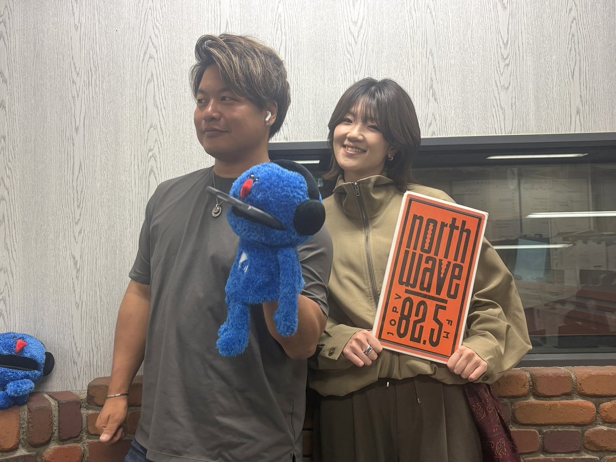 gogo_northwave's tweet photo. ＼＼＼12時から #ゴゴラジ 🎵／／／
     火曜はヤマタ＆ちゃぼが出勤☀️

▼12時台 
今日は札幌PARCOに
期間限定でオープンした
「POCAi POP-UP STORE」について
玉光堂の兼平幸恵さんに
お越しいただきます！

▼14時台 ゲストコーナー 𝐌𝐓𝐆
今日は9/16 にニューアルバム
『MIND＋』をリリースし
現在は全国ツアー中の
HYのVo&Gtの新里英之さんと
Drの名嘉 俊さんにお越しいただきます！
@hy_road 

▼15時台 M.C.ヤマーのM-TIME

▼今日のテーマは
『何年ぶりの〇〇』
皆さんが久しぶりに
したこと、買ったものなど
メッセージお待ちしてます！
ㅤㅤㅤㅤ
✉️go@fmnorth.co.jp✉️
ㅤㅤㅤㅤ
.˚⊹⁺‧┈┈┈┈┈┈┈┈┈┈┈┈‧⁺ ⊹˚.
📻𝐑𝐚𝐝𝐢𝐤𝐨で聴く
https://t.co/ErbbCgztAk