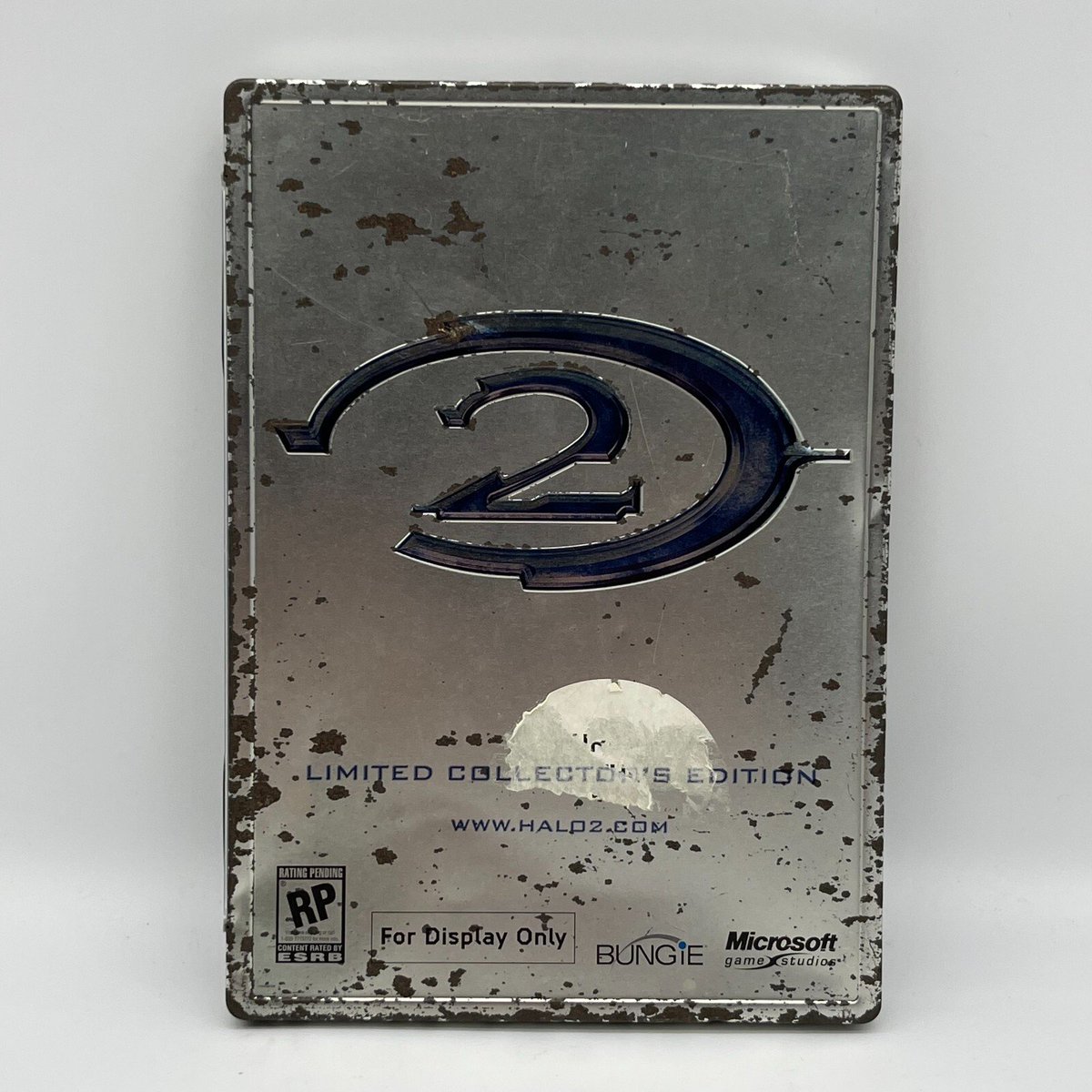 ShatteredSpaces's tweet photo. Every copy of Halo 2 Collectors Edition is personalized after a amount of time and I think it's really cool even though the rust is not intentional. https://t.co/Ae5hqCzf2q