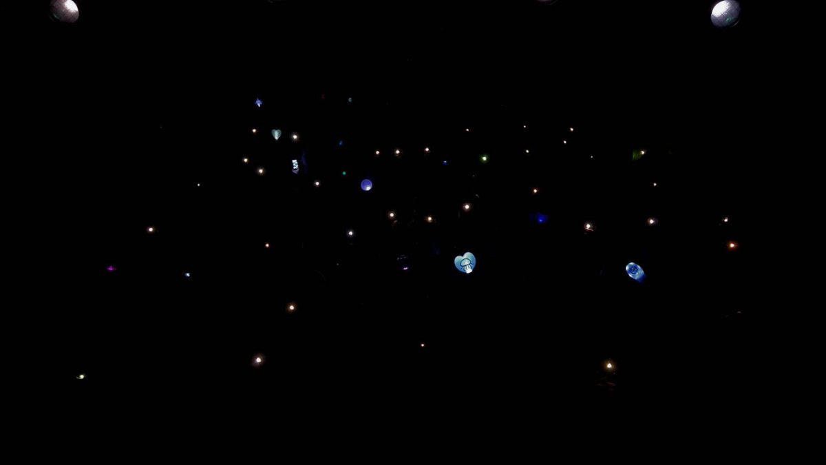 oshiruko_ws's tweet photo. 【今日の星空】千秋楽Ver.

10/12(月祝)14時の回は…
シアター711にこんな星空が広がりました🌟
本当に美しく、感動いたしました✨

大切な星のあかりをお持ちいただき、ありがとうございました😌
皆様、またいつか私のサロンでお会いいたしましょう💕

マダム・ララーより🎀

#カスパー・ハウザー https://t.co/j7fT1ZPr0x