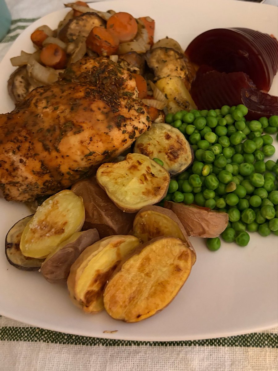 ccocoami's tweet photo. 619 calories total oh yeah https://t.co/tFGnvm98Jt
