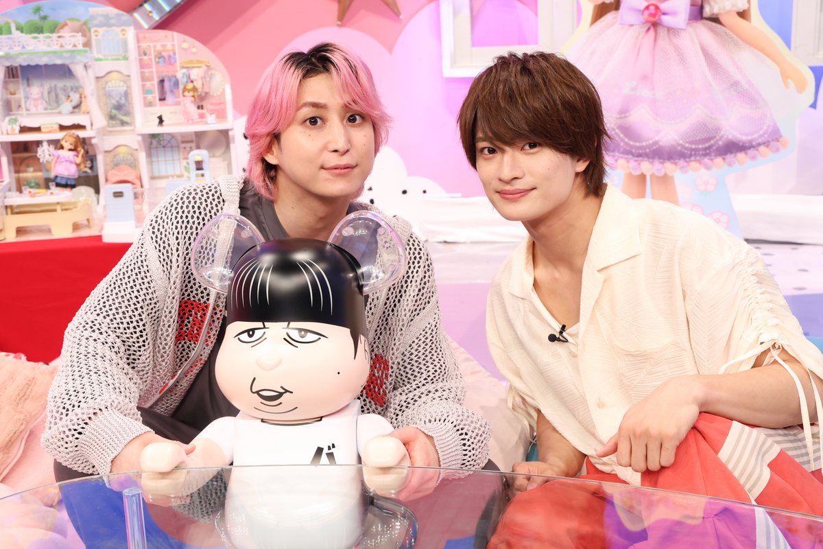 sakusakuhimhim's tweet photo. ／
⭐️『リカちゃん』深掘り回は
　TVer 30位台にランクイン中!!🐏
＼

　🎁地上波ではお届けできなかった
　　"未公開含む配信限定"を
　　お見逃しなく!!💨

🌸『#サクサクヒムヒム』🍄
🗓️毎週土曜23:30放送
　佐久間大介(Snow Man) 
　日村勇紀(バナナマン)

　👤ゲスト
　　浮所飛貴（ACEes）

　🐑おしつじ
　　りんごちゃん
　　しなこ