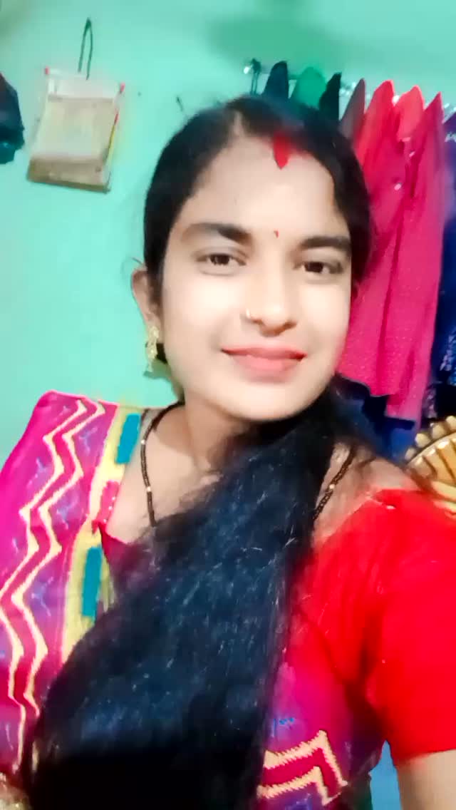 ItsTayLautner12's tweet photo. Rakhithili saeti song https://t.co/aWY38YY0gj