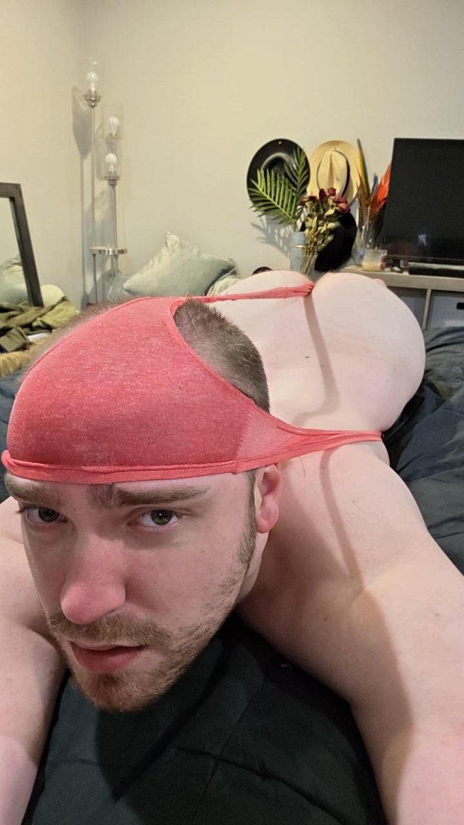werry009's tweet photo. Look at how much of a wedgie slut @v_underscore12 is! He begged me to post him, he genuinely begged me to lol https://t.co/VVJ8uXmwx0
