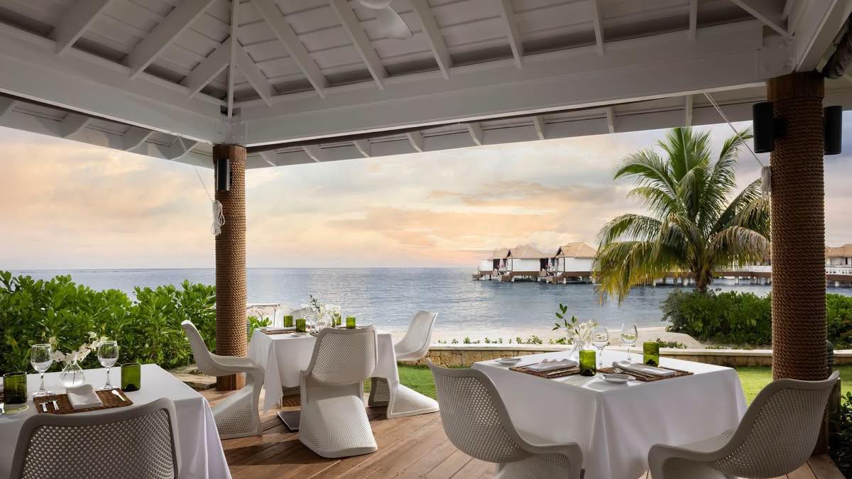 xiimenaxx's tweet photo. Deal of the Day: Be among the first to experience the reimagined Sandals South Coast. 7 nights all-inclusive in Jamaica from £2, 449pp, departing 13 March 2027. Flights, transfers, taxes and gratuities included. https://t.co/2dJsnB5LU3