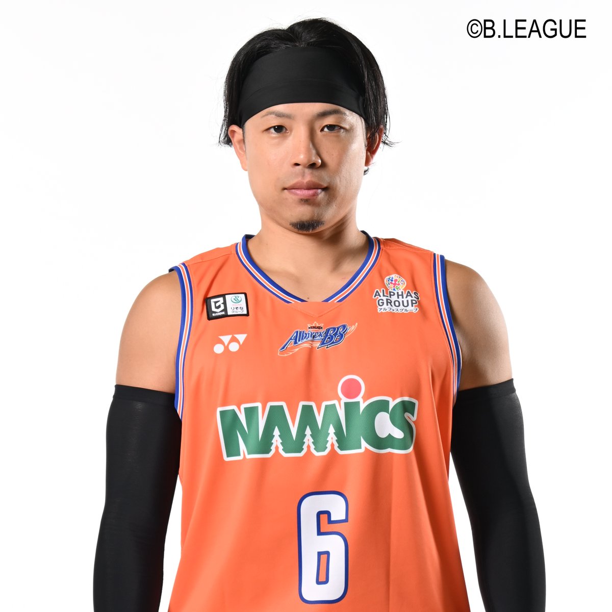 asahi_bballinfo's tweet photo. ／
#Bリーグ 選手に続け🔥🔥🔥
#みんなの挑戦宣言 📣✨
＼

【経験は力なり！】
#宇都宮ブレックス 
#田臥勇太
「チームのためにやるべきこと全てを全力でチャレンジしていきたい」

#佐賀バルーナーズ 
#金丸晃輔
「できるだけ早くコートに戻り、チームの力になれるよう頑張りたい」

#琉球ゴールデンキングス 
#山内盛久
「10年ぶりのキングスで、経験を還元し勝利に貢献したい」

#新潟アルビレックスBB 
#長谷川智伸
「若い選手に負けないよう、日々成長し続ける！」

次はあなたの番です…！
大きな目標でも、小さな一歩でもOK👍
抽選で55名様にユニフォームをプレゼント🎁

▼応募・他選手の挑戦宣言はこちら
https://t.co/qGky5niWat

▼締切
10/31（土）23:59
@resona_pr #りそなグループ
@B_LEAGUE
@utsunomiyabrex 
@SagaBallooners 
@RyukyuKings 
@naxbb_rb