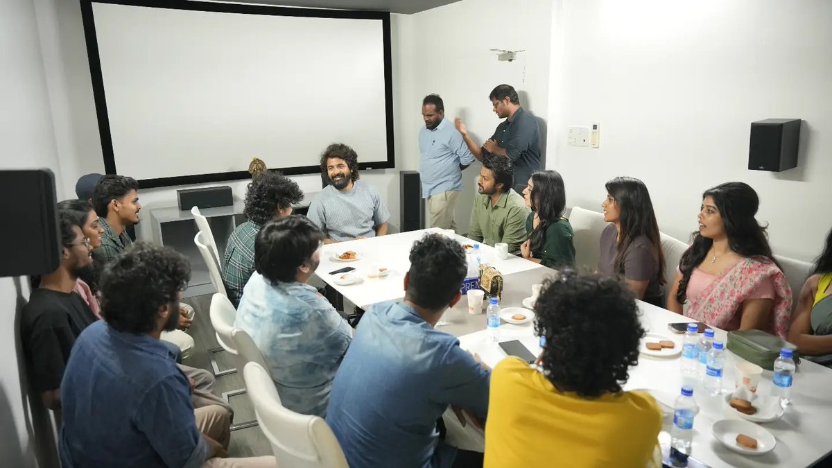 bumblebeeskfans's tweet photo. A special meeting between SK and the Modha Rathri team took place yesterday at SK’s office! 🔥❤️ https://t.co/NJxLCrb7Xk